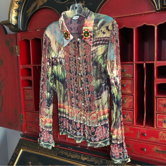 Love Amour Blouse Shirt Embroidered Multicolor Long Sleeve Button Up Size XLarge - Picture 10 of 15